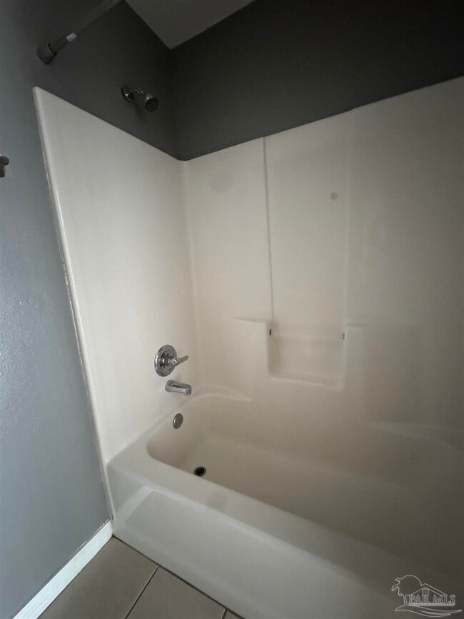 Building Photo - 9511 Sandpiper St