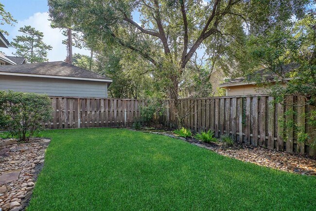 Building Photo - 51 N Cochrans Green Cir