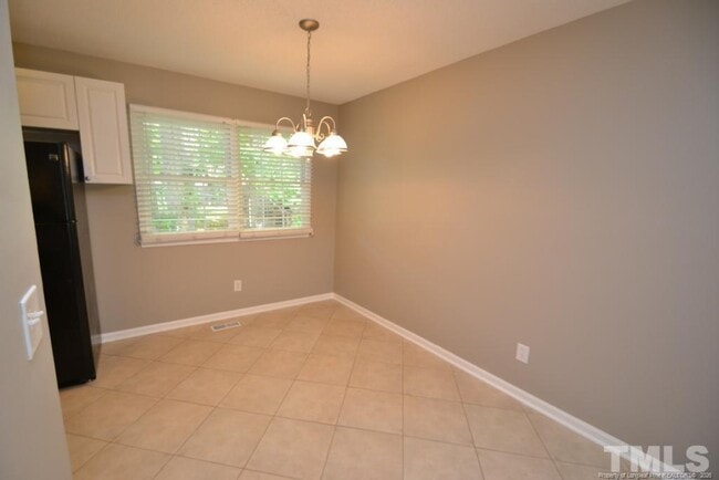 Building Photo - 7801 Fairmont Ct