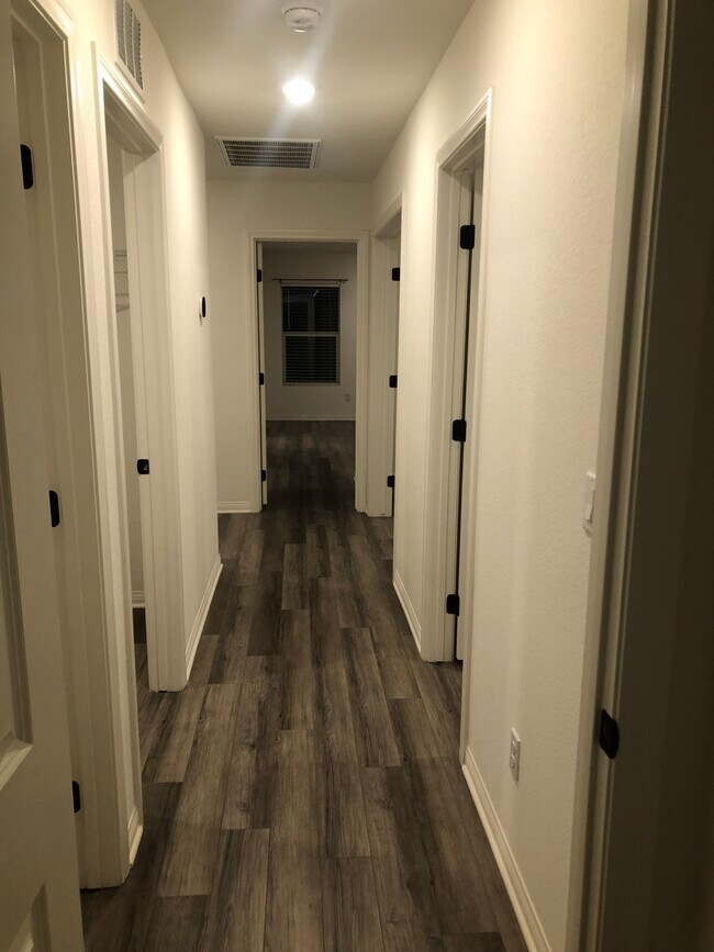 Building Photo - 26756 Calle Celia