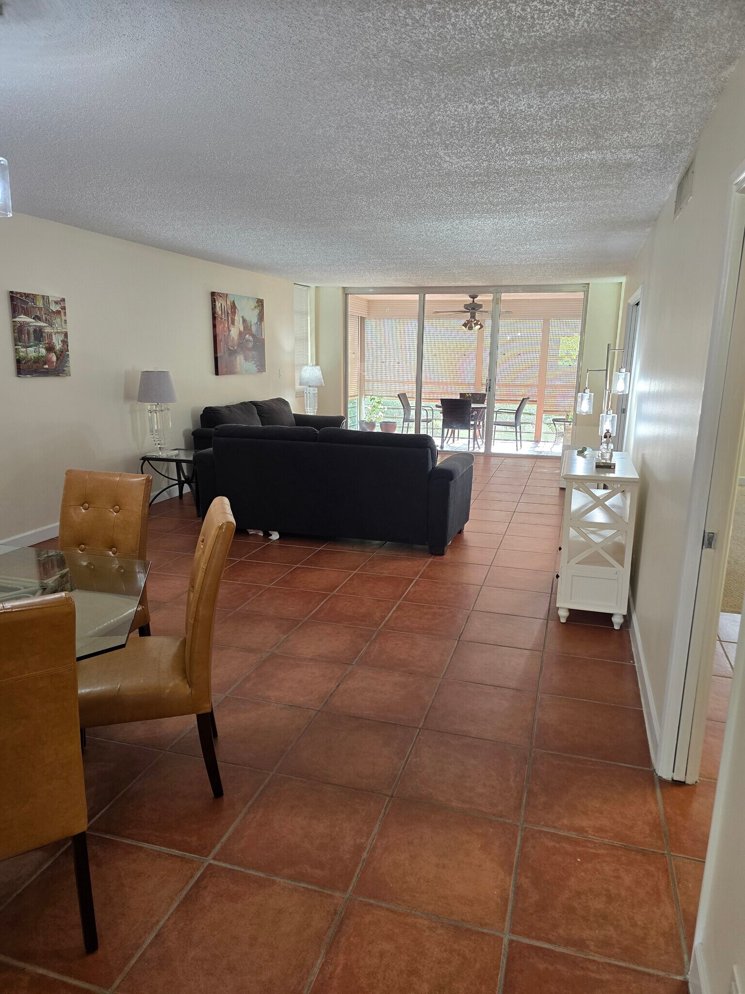Building Photo - 933 Cypress Grove Dr