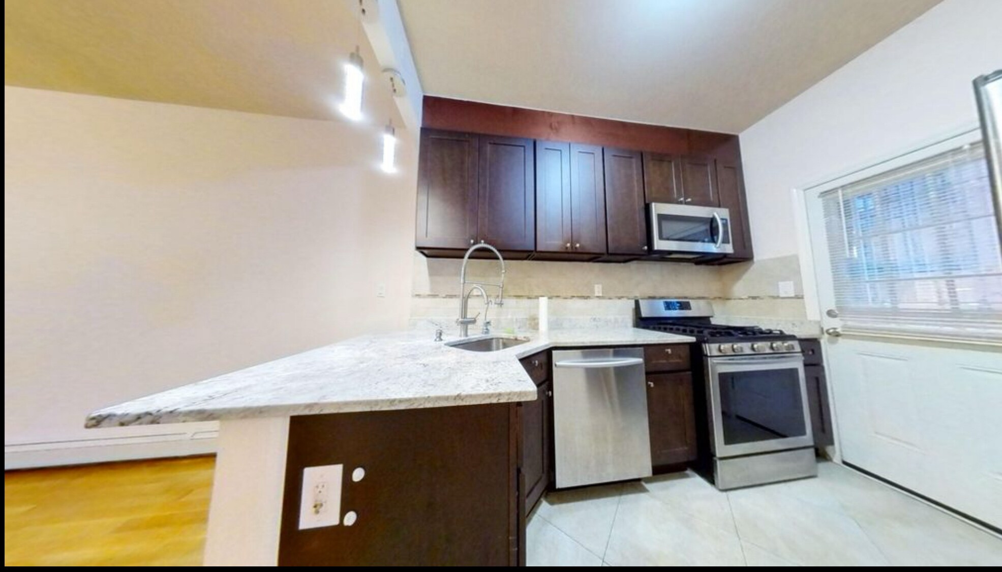 Building Photo - 372 Bay Ridge Ave