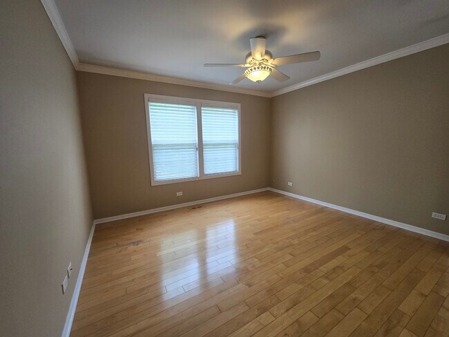 Building Photo - 217 Lexington Ct