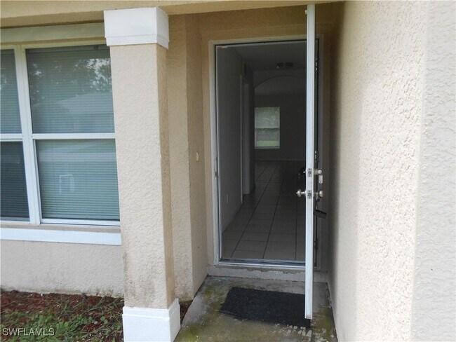 Primary Photo - 353 Justice Ave