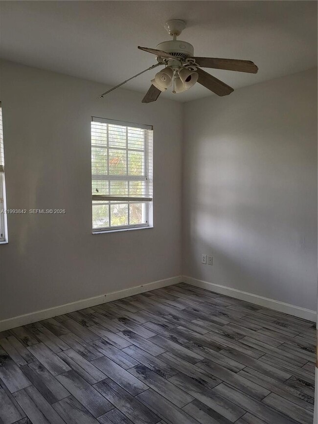 Building Photo - 4125 NE 24th Dr