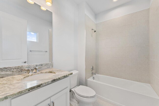 Building Photo - 12680 Nautilus Cir