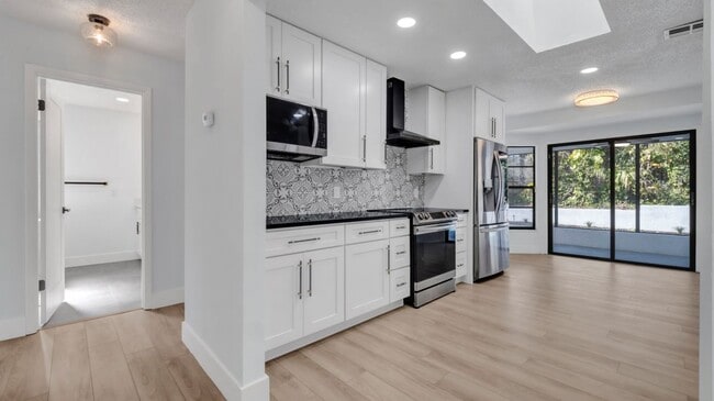 Building Photo - 4907 Parson Brown Ln