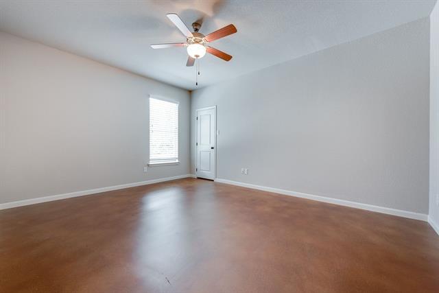 Building Photo - 2536 S University Dr