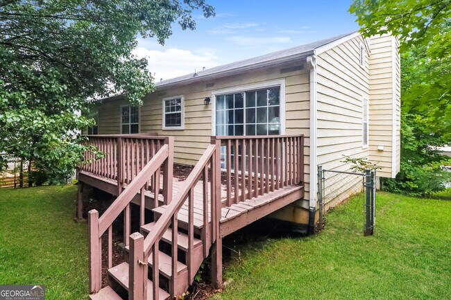 Building Photo - 1322 Ling Dr