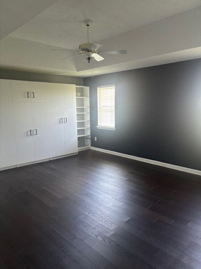 Building Photo - 4621 Shadow Moss Ct
