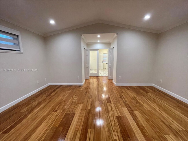 Building Photo - Northwest 79th Place, Miami Lakes, FL 33016 - 4 BR 3 BA house