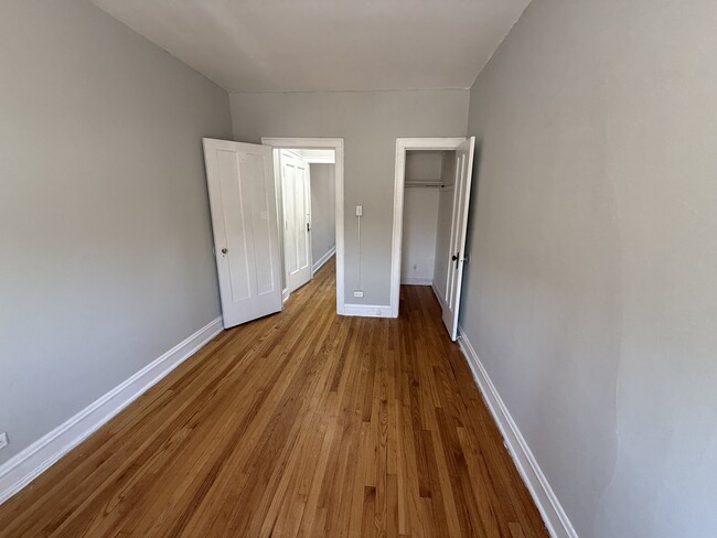 Building Photo - 2111 Grove Ave