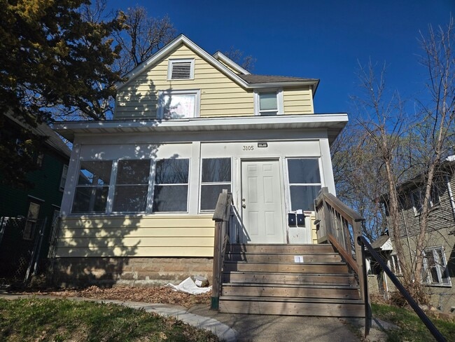 Building Photo - 3105 N Girard Ave