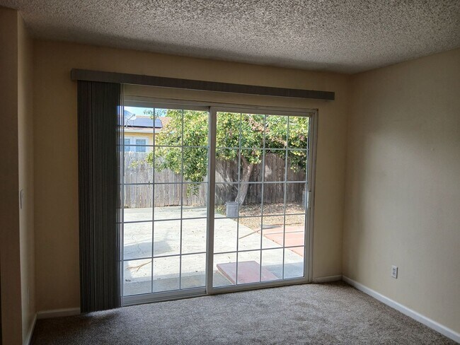 Building Photo - 400 Mokelumne Dr