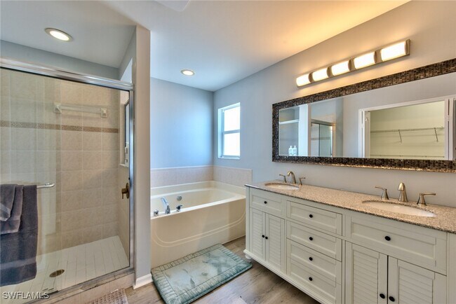 Building Photo - 11533 Woodmount Ln