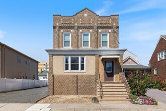 Building Photo - 765 4th St