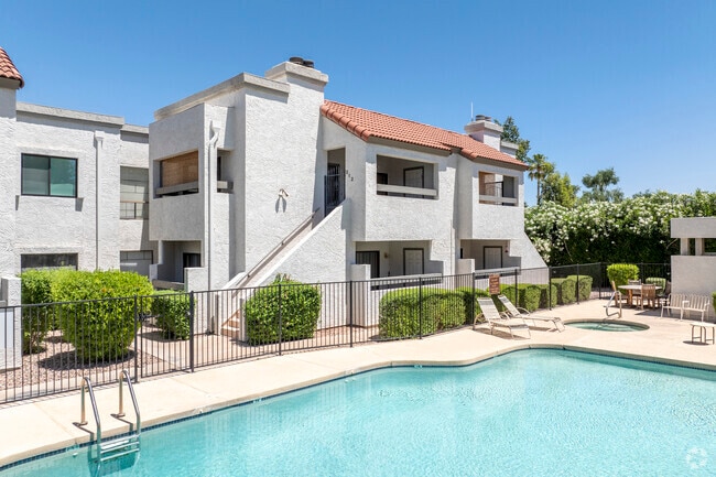Building Photo - Marble Condominiums