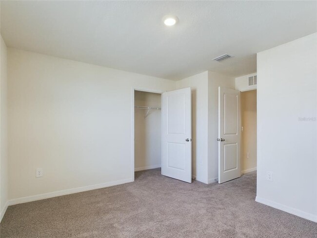 Building Photo - 8626 SW 46th Ave