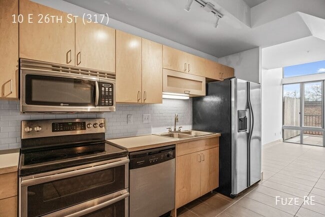 Building Photo - 10 E 26th St