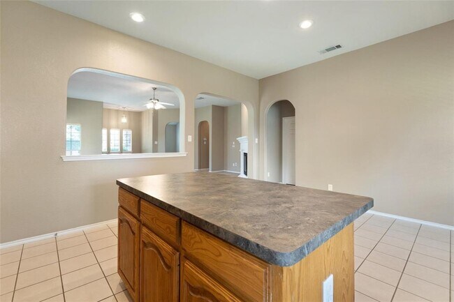 Building Photo - 5739 Derek Way