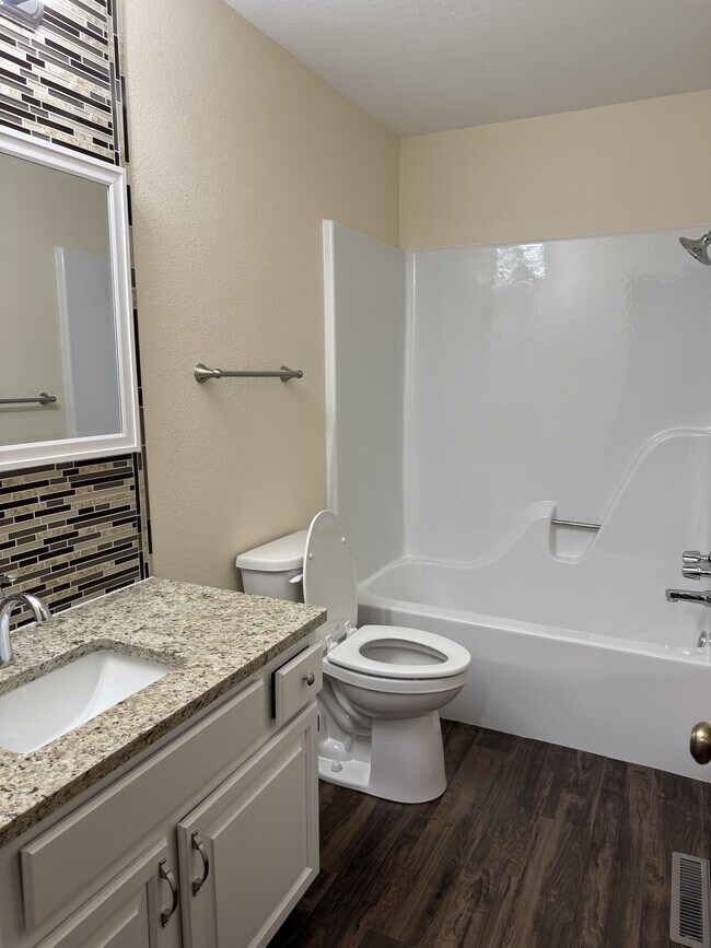 Building Photo - 2600 Adams St