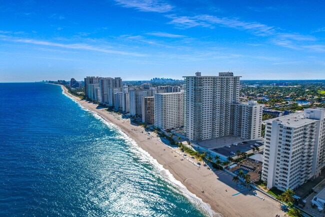 Building Photo - 3900 Galt Ocean Dr