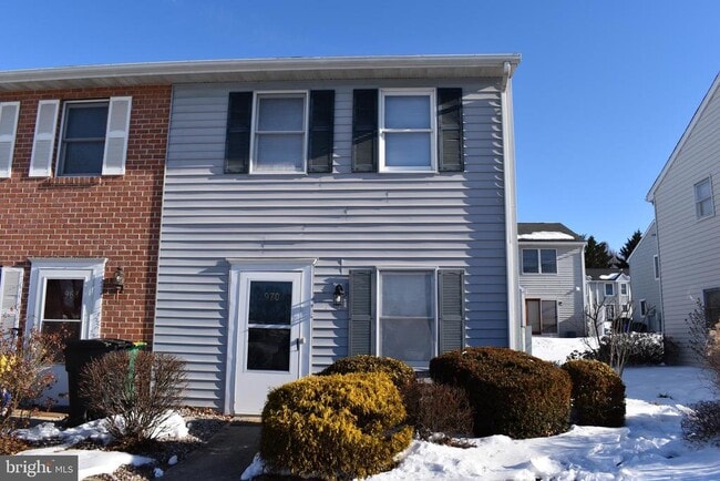 Building Photo - 970 Byers Ave