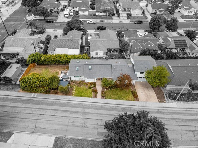 Building Photo - 4827 Newton St