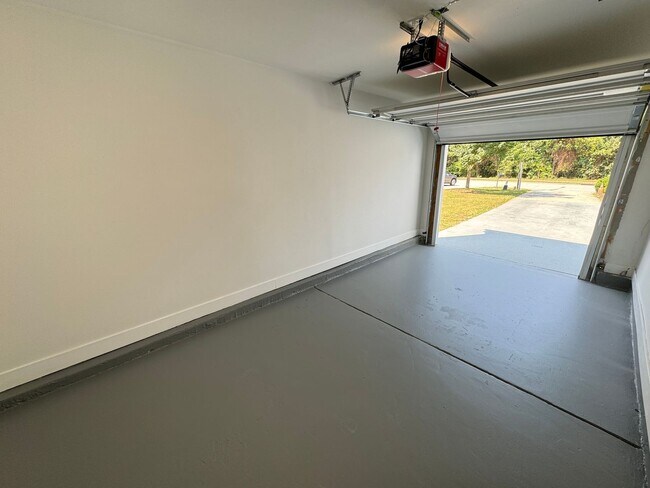 Building Photo - Fully Updated 4 Bedroom Home in Raleigh