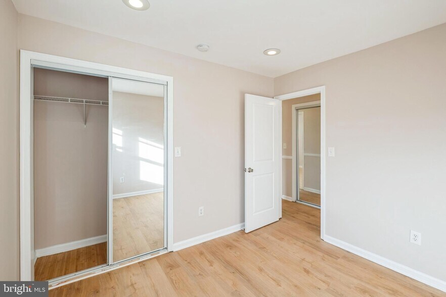 bedroom 2 - 5037 Call Pl SE