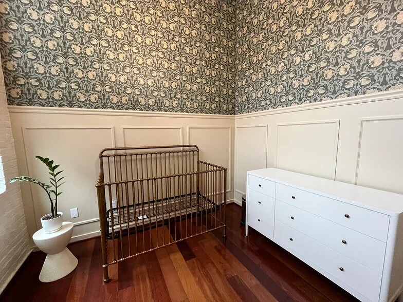 Building Photo - 2429 Locust St