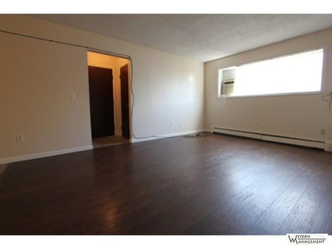 Building Photo - Affordable 2-Bedroom, 1-Bath Fourplex Unit...