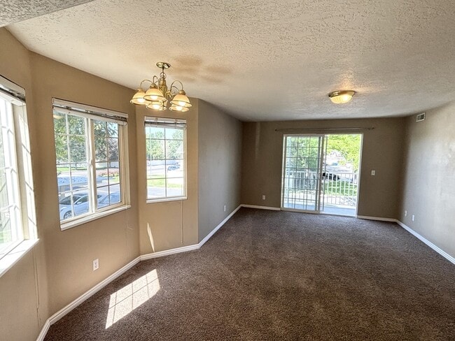 Building Photo - 1311-1200 1200 W