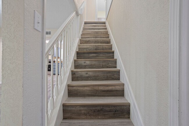 Building Photo - Beautiful home in Moss Point