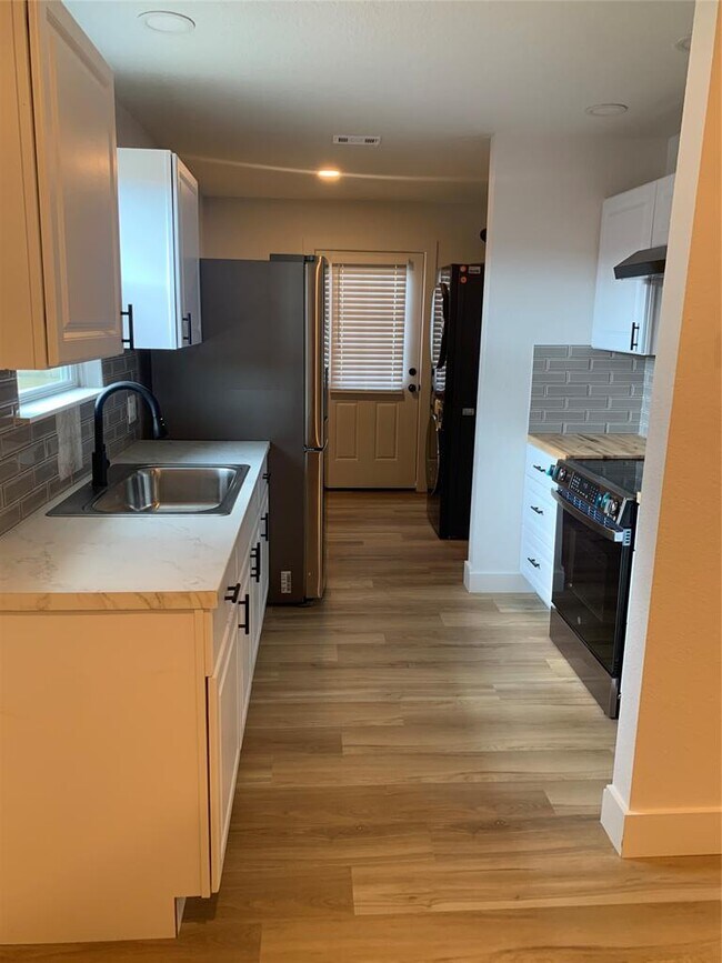 Building Photo - 119 Faubion Dr