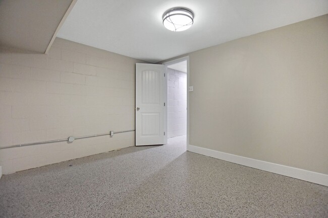 Building Photo - Pet Friendly Three Bedroom with Basement!