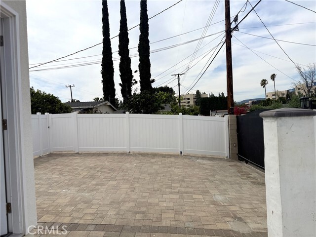 Building Photo - 22913 Sherman Way