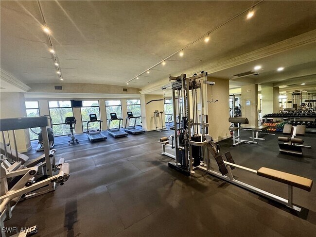 Building Photo - 14350 Riva Del Lago Dr