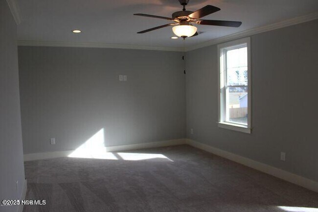 Building Photo - 2100 Remington Ct