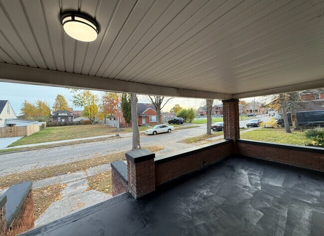 Building Photo - 21678 Bennett St