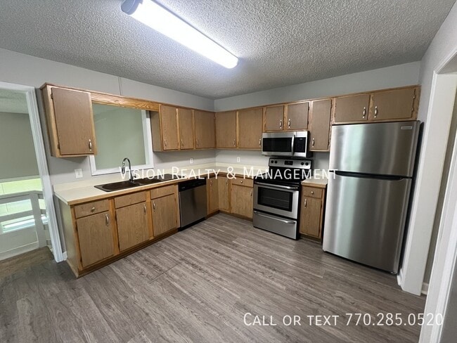 Building Photo - 750 Blandenburg Rd