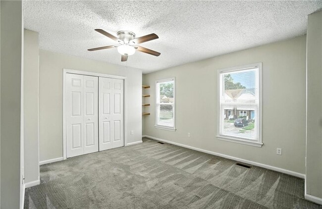 Building Photo - 2333 Meadows Landing