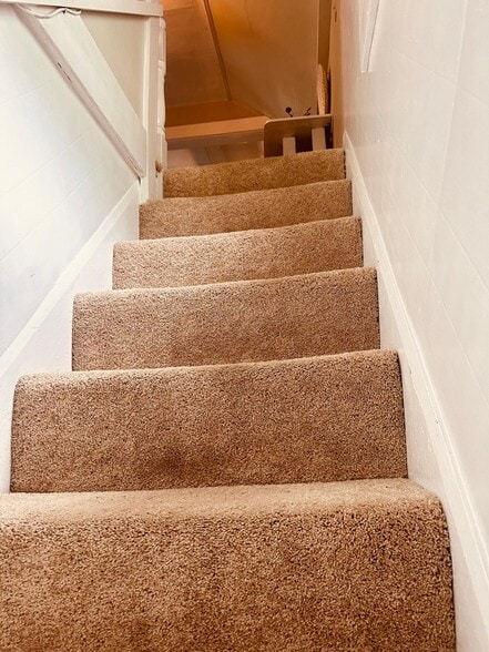 Building Photo - 230 Essex St