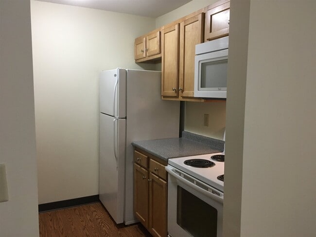 Building Photo - 99 Eastern Ave