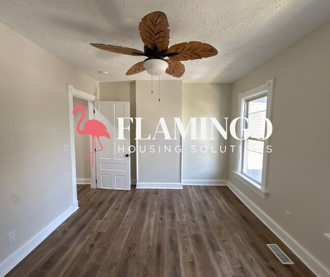 Building Photo - 224-226 Perrine