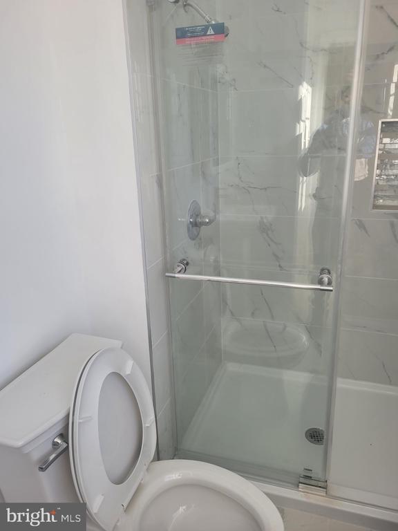 Building Photo - 100 Essenton Dr