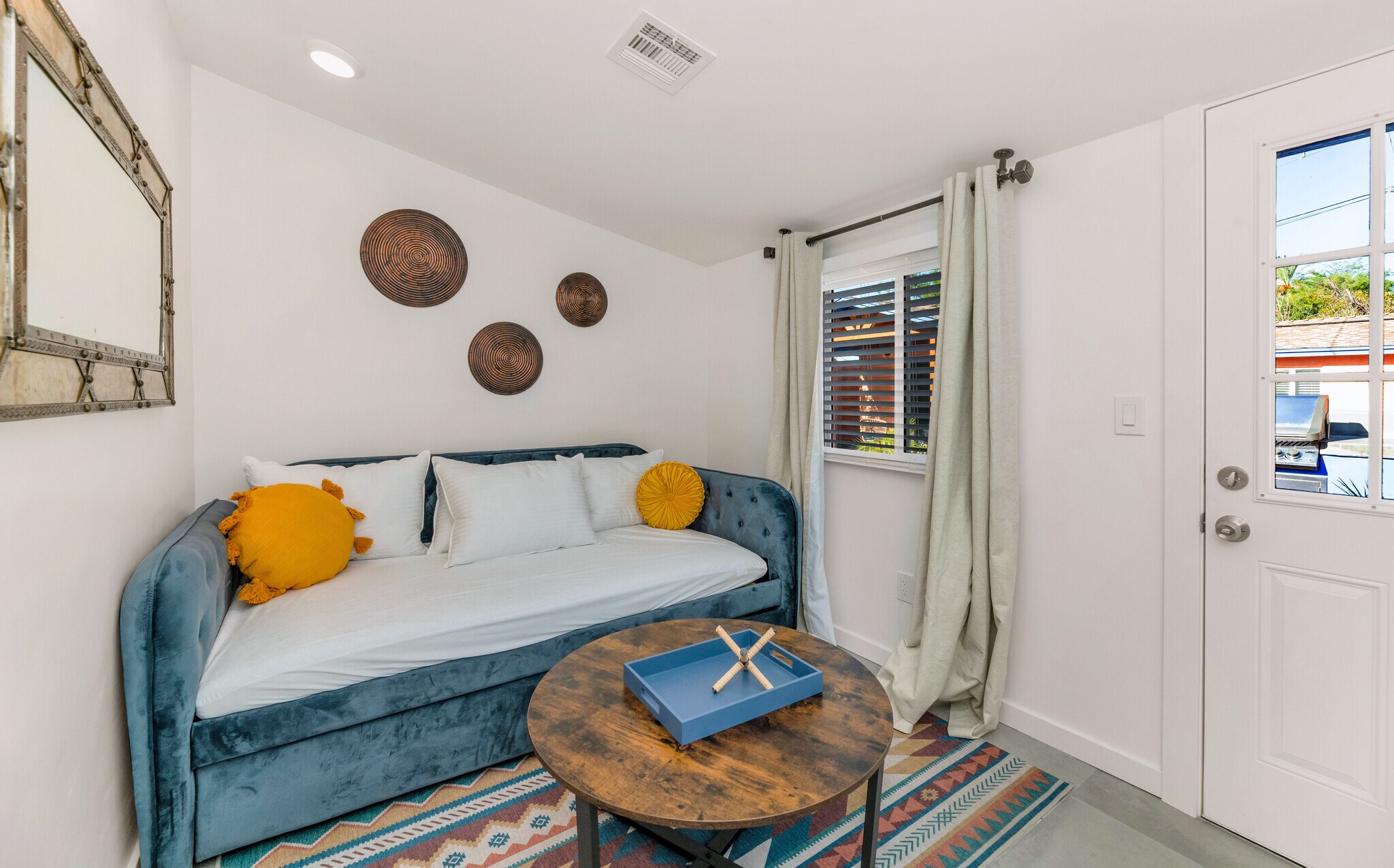 Building Photo - 2610 N 24th St