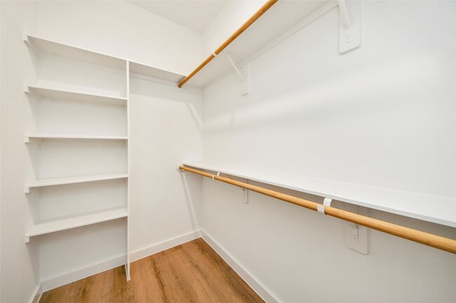 Building Photo - 5201 Fairchild St