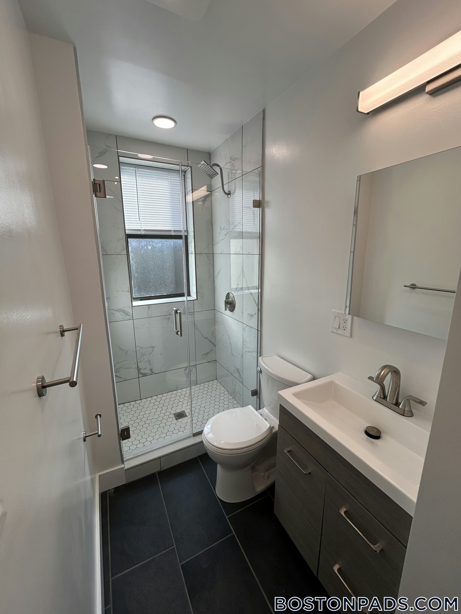 Building Photo - 11 Peterborough St