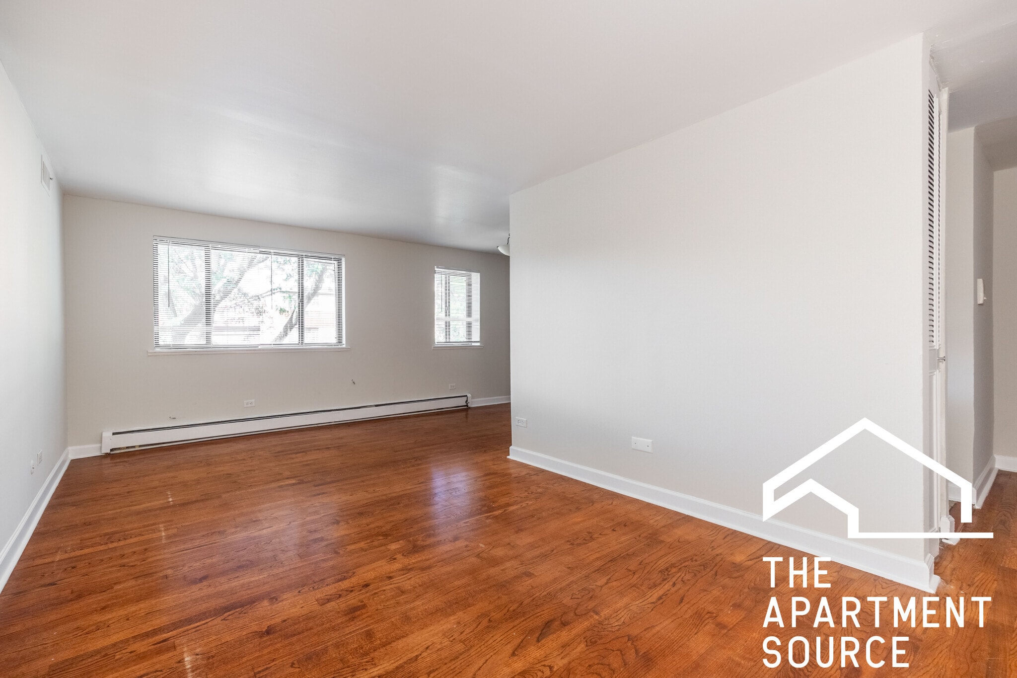 Building Photo - 6011 N Winthrop Ave